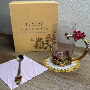 Luxury Classic Enamel Cup with Red Rose Handle by